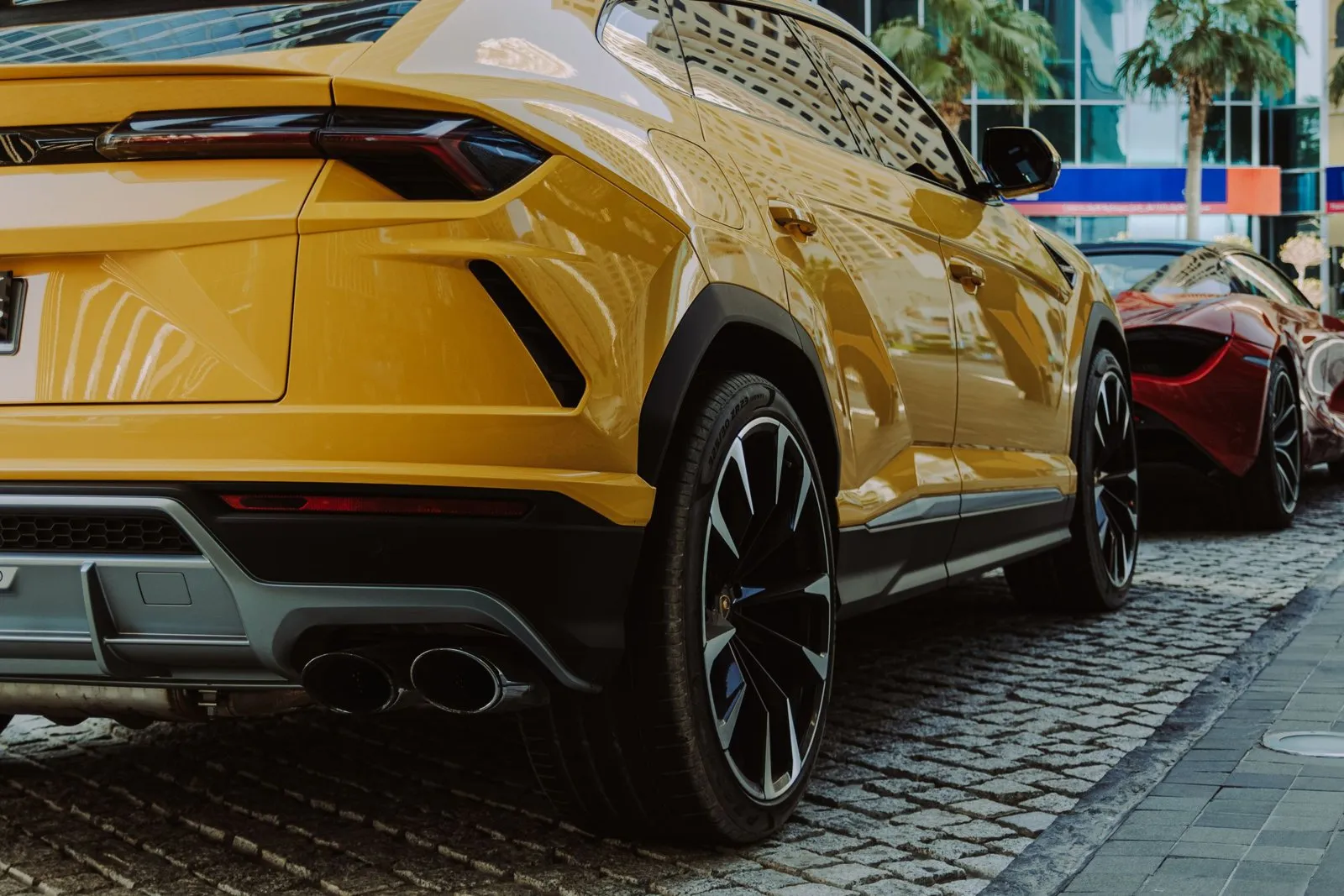 Lamborghini Urus : fiche technique et prix en France